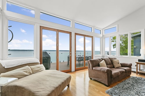 Private 4 Season Lake House for your Finger Lakes Getaway