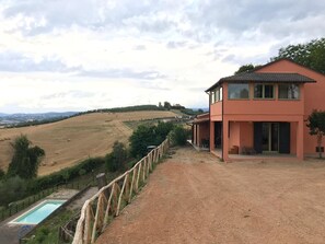 Villa | Exterior
