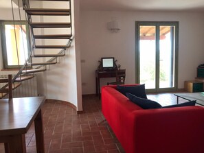Villa | Living room | Fireplace - Charming 3 Bed Villa in Otricoli Stunnings Views (Otricoli)