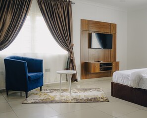 Senior Suite, 1 Bedroom | 1 bedroom, free WiFi - Thepod 2 (Abuja)