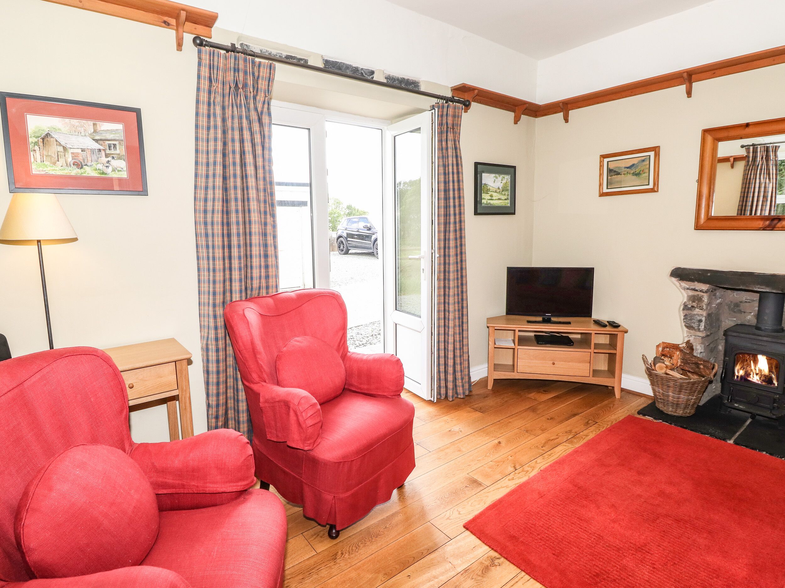 Cottage | Living area