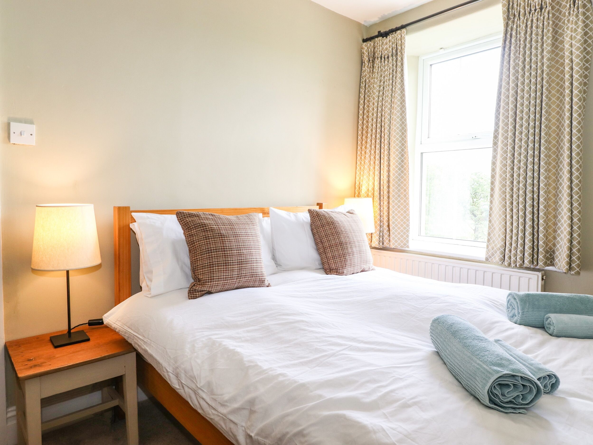 2 bedrooms, individually decorated, individually furnished, free WiFi