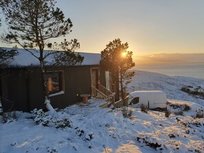 Cabin | Exterior - Tiny Home in Isle of Skye - Pet Friendly (Strath)