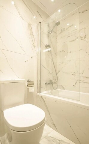 Ensemble douche/baignoire