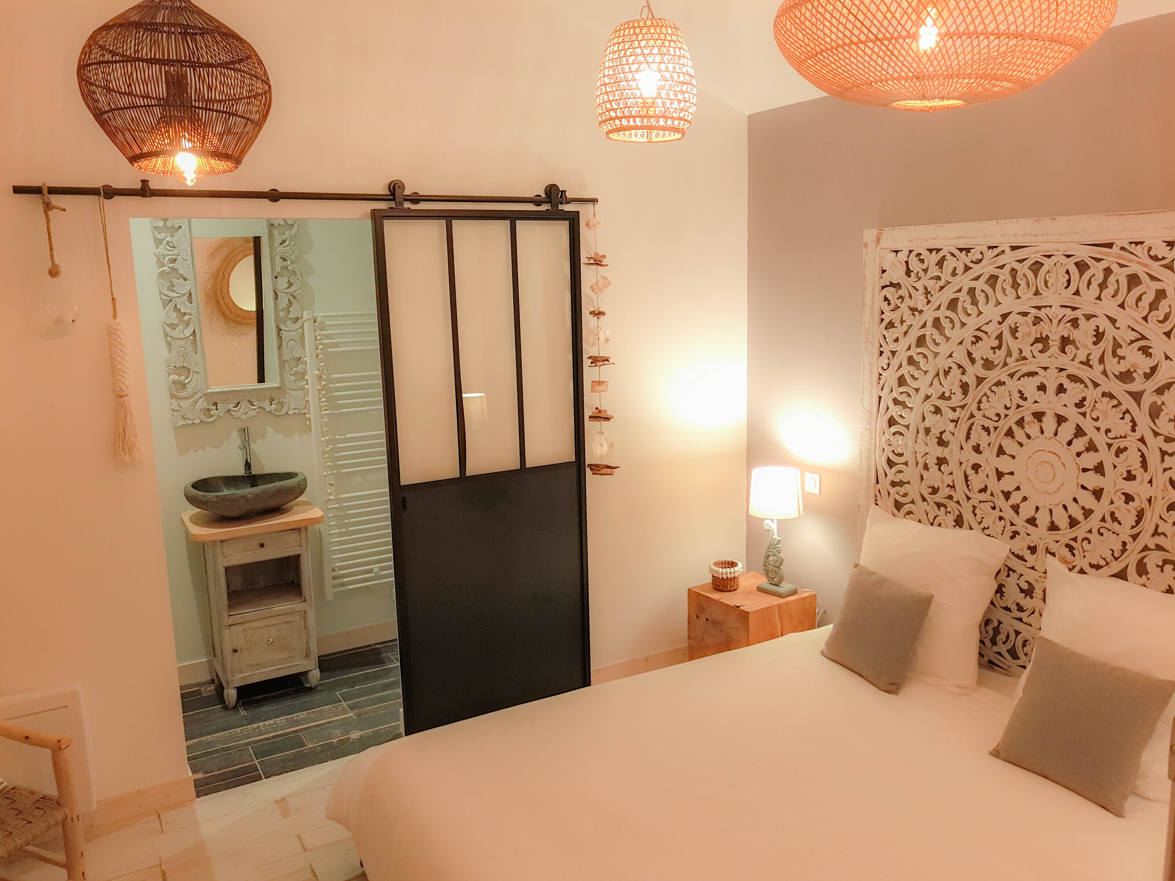 6 makuuhuonetta, Wi-Fi, vuodevaatteet