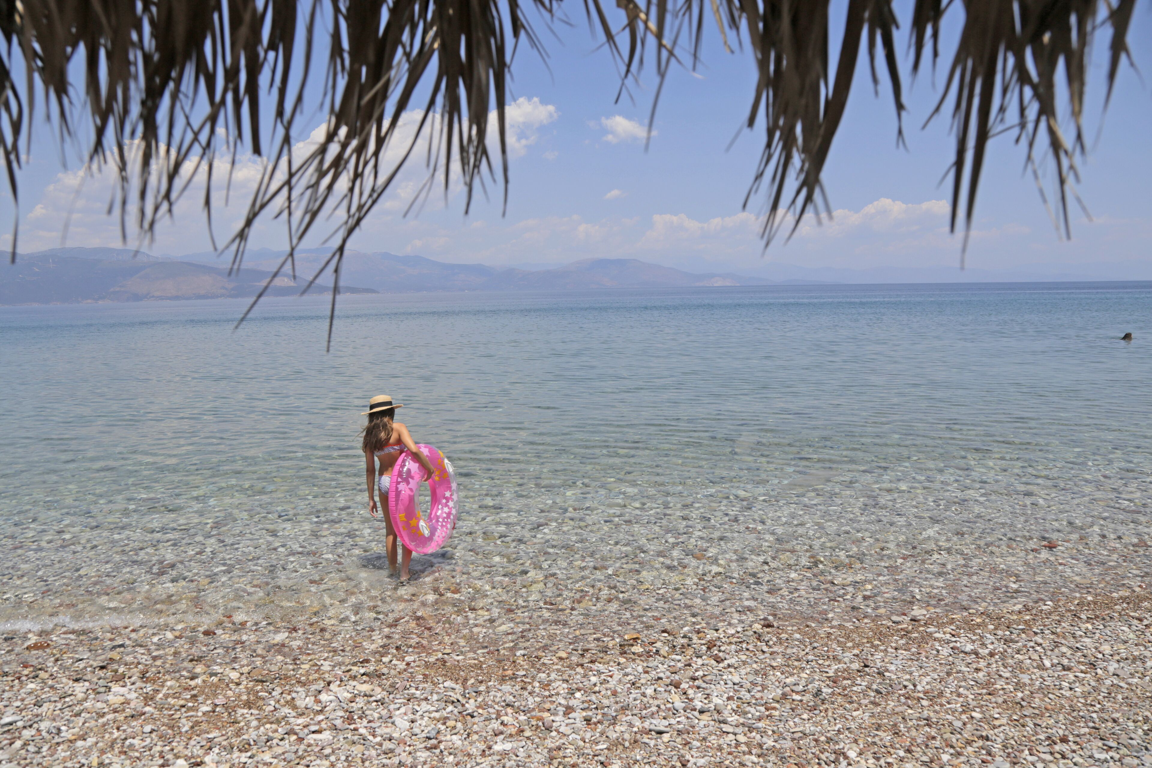 Beach nearby, beach towels