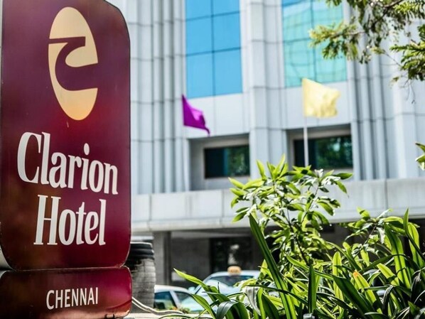 Exterior - Clarion Hotel President (Chennai)