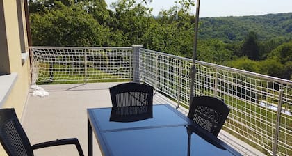 Nature and tranquility are the order of the day here, and the neighboring towns are pleasant.