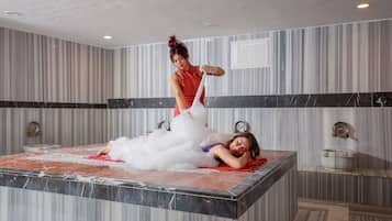 Couples treatment room(s), Turkish bath/hammam, aromatherapy