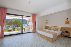 Ropa de cama de alta calidad y minibar