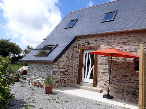 Maison de Pierre et de Lumière Entre Terre et mer