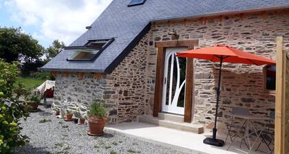 Maison de Pierre et de Lumière Entre Terre et mer