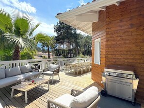 Outdoor dining - VILLA with SWIMMING POOL GOLF SEIGNOSSE near BEACHES (Seignosse)