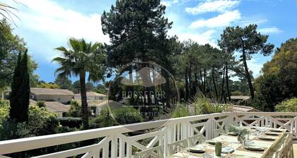 VILLA with SWIMMING POOL GOLF SEIGNOSSE near BEACHES