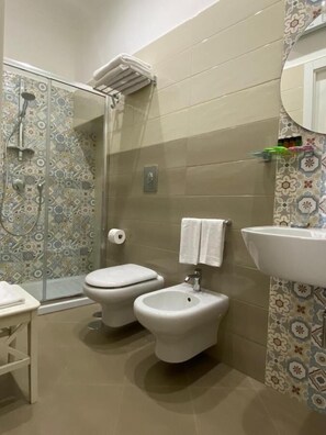 Bathroom - Florita Napoli (Naples)