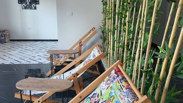 Premium bedding, free minibar items, laptop workspace, bed sheets