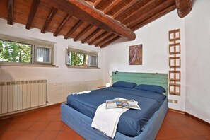 Standard Apartment, Multiple Bedrooms, Mountainside (Casa Guna) | 2 bedrooms, free WiFi, bed sheets - Casa Guna (Asciano)