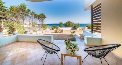 Fluo Seaside Apartment