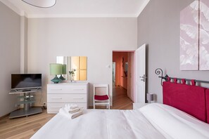 2 camere, ferro/asse da stiro, Wi-Fi gratuito, lenzuola