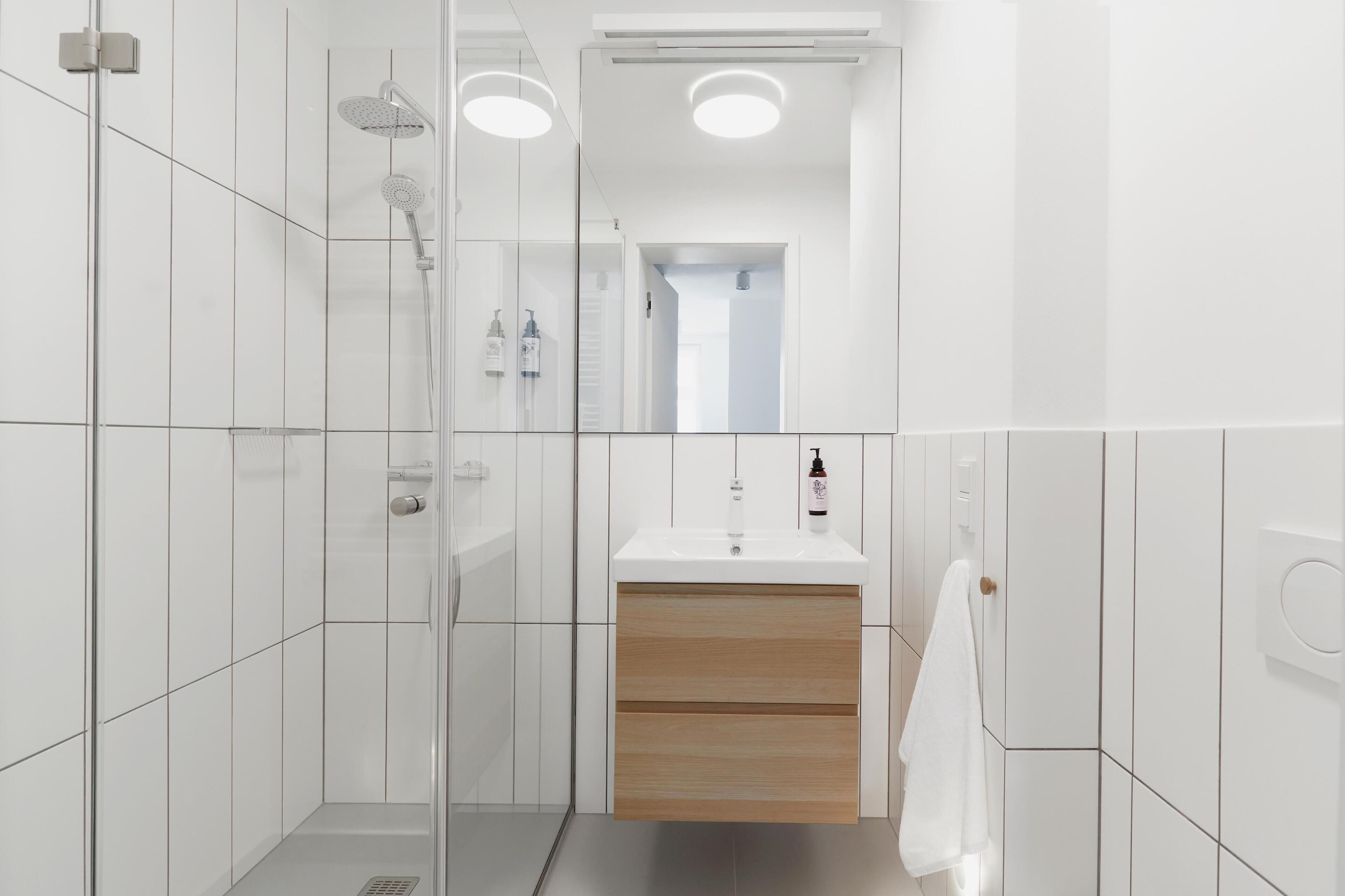 Shower, eco-friendly toiletries, hair dryer, heated floors