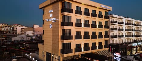 Fachada da propriedade