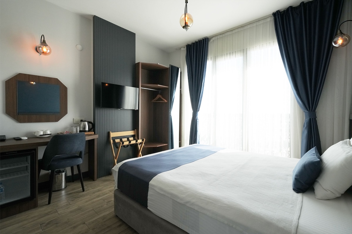 Classic Double Room | Frette Italian sheets, premium bedding, down comforters