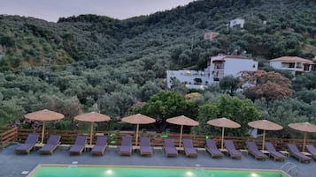 ์์ฆ๋ณ๋ก ์ด์๋๋ ์ผ์ธ ์์์ฅ