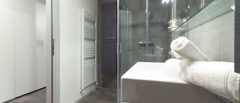 Shower, hair dryer