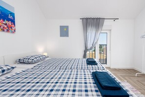 Villa, 2 slaapkamers, toegankelijk voor mindervaliden, privézwembad | 2 slaapkamers, gratis babybedden, beddengoed