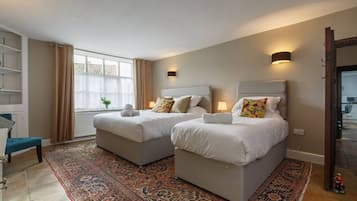 8 chambres, fer et planche Ă repasser, lit parapluie, Wi-Fi