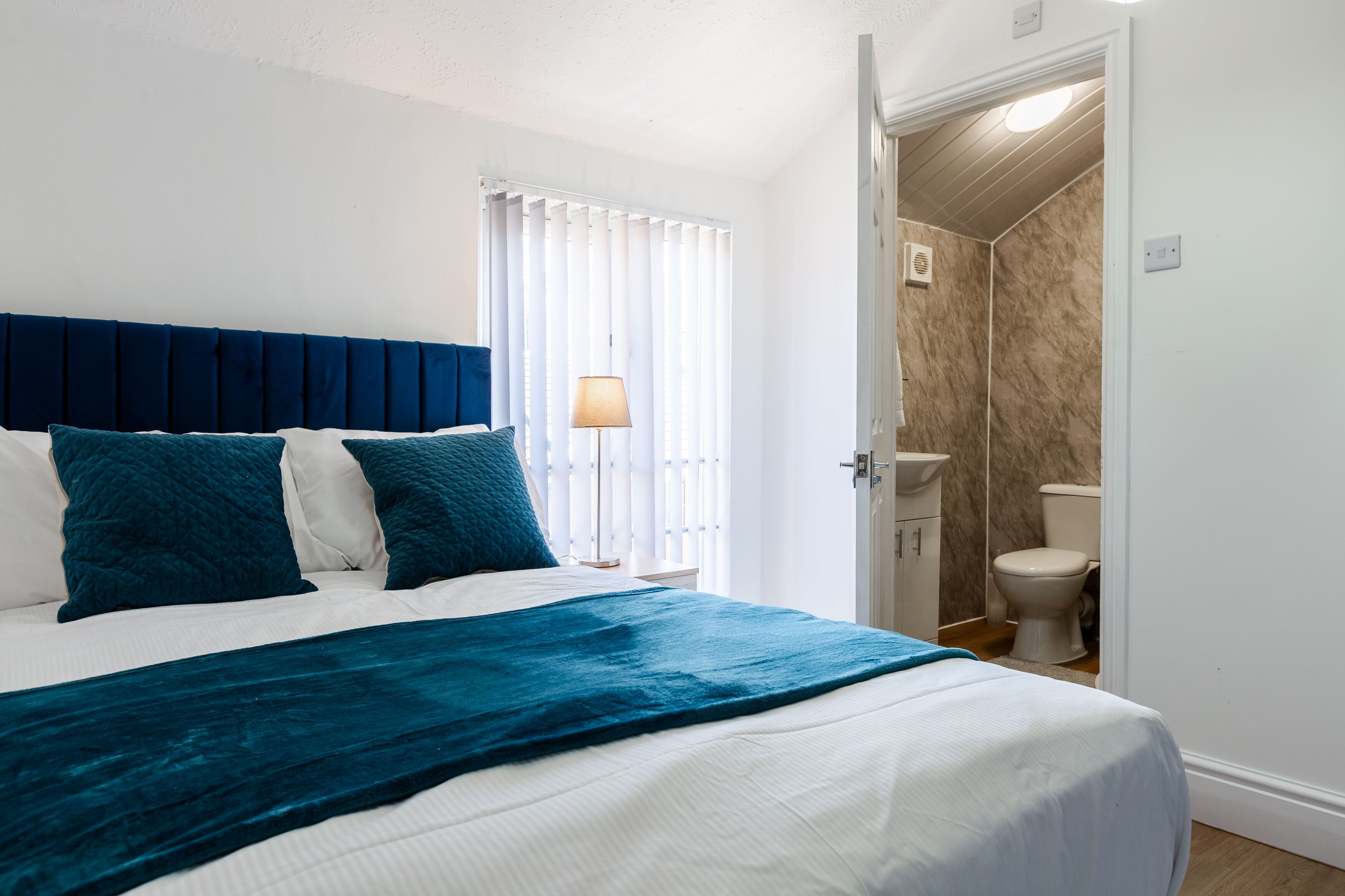 4 Schlafzimmer, Internetzugang, Bettwäsche