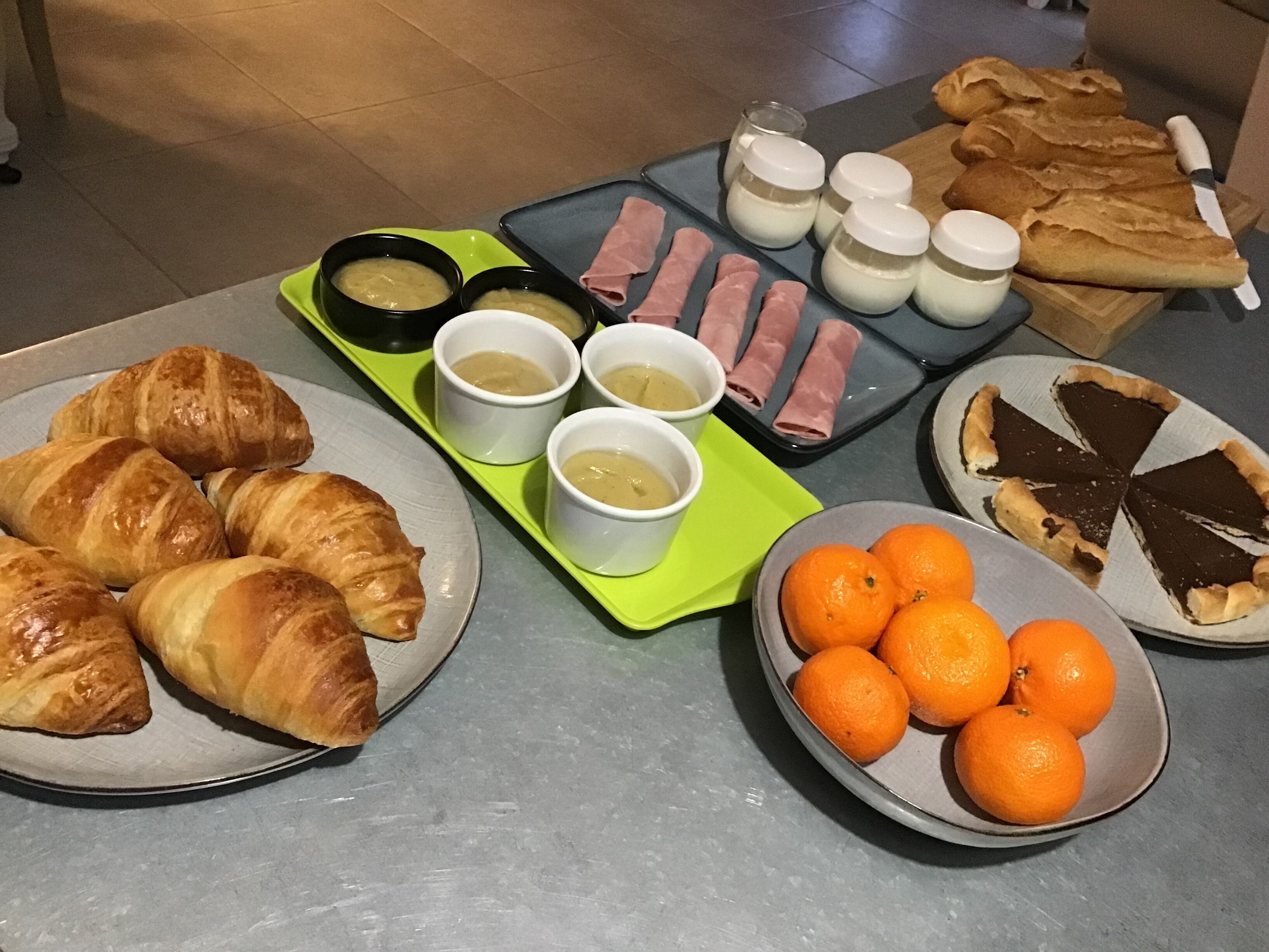 Petit déjeuner continental compris tous les jours