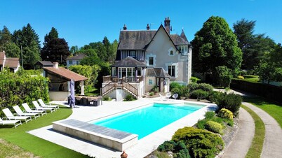 Charming gîte with swimming pool and jacuzzi in the heart of the Loire Valley