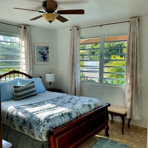 3 bedrooms, desk, iron/ironing board, free WiFi