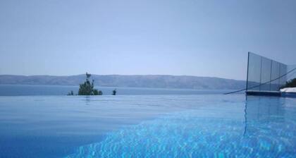 Villa Relax, Amazing View and 2 Pools