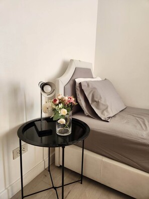 3 bedrooms - 3Bedroom 10pax Apartment with View and Balcony near Manila Airport (Parañaque)