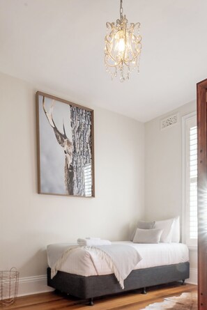 2 habitaciones, tabla de planchar con plancha y wifi gratis