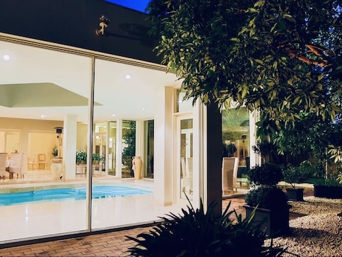 Sarovar Holidays Traralgon - Make your days memorable....