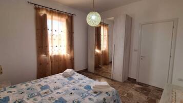 2 chambres, bureau, fer et planche Ă repasser, Wi-Fi gratuit