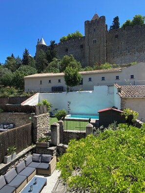 Enceinte de lâhĂ©bergement