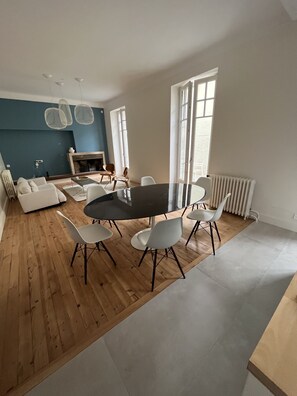 Dining - RENT APARTMENT BIARRITZ HYPER CENTER WITH PATIO (BIARRITZ)