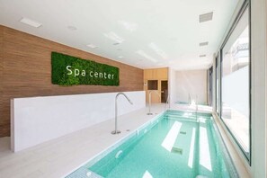 Piscine couverte