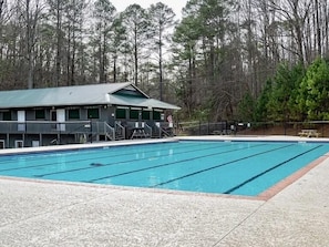 Innenpool, Außenpool