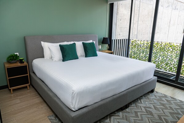 Décoration personnalisée, ameublement personnalisé, bureau