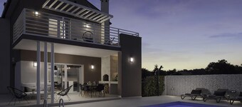 Villa Ovis - Trois Chambres Villa, Couchages 8