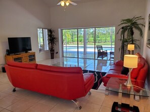 Smart TV, books - Lakes View at Swiss! | 3 Bed, 3 Bath (Clermont)