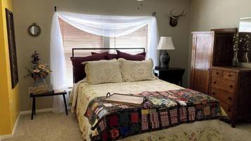 3 bedrooms, iron/ironing board, free WiFi, bed sheets