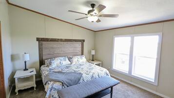 4 bedrooms, free WiFi, bed sheets