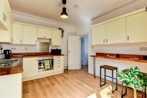 House | Private kitchen