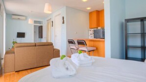 1 bedroom, iron/ironing board, travel crib, WiFi